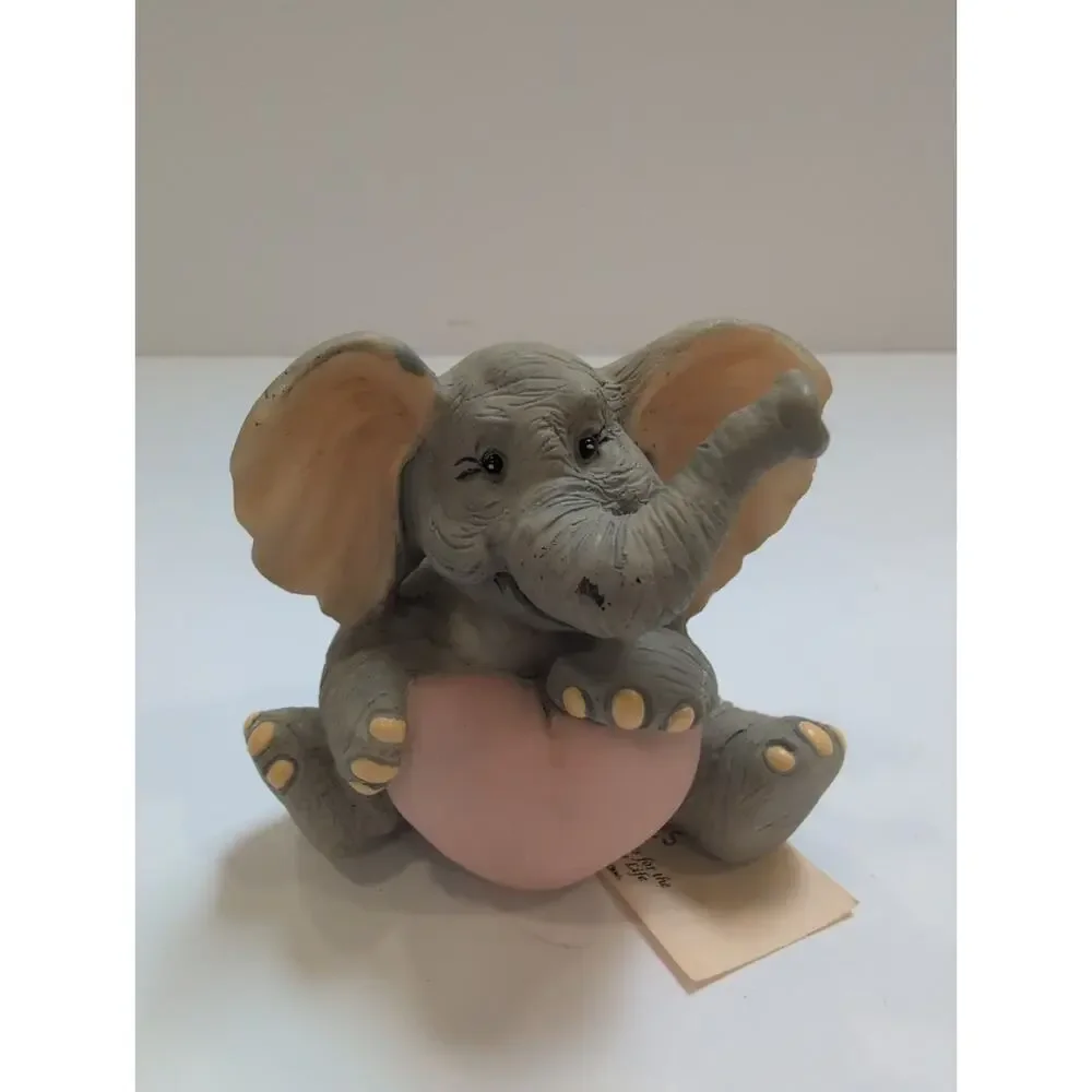 1996 Small‎ Forget Me Knots Elephant Figuring With Heart Great For Valentine's